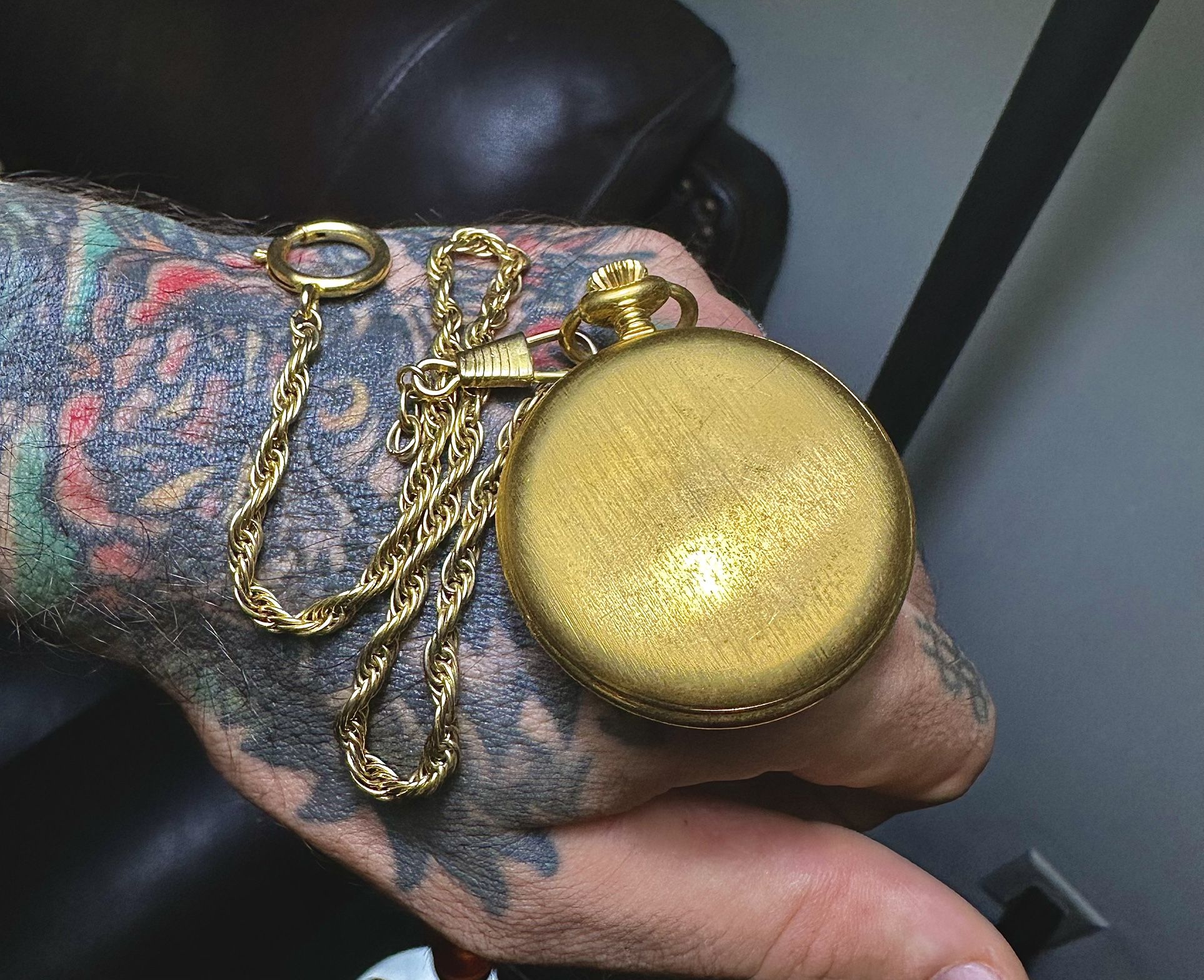 Stunning 🤩!! Beautiful Gold Plated / digital Pocket Watch With Chain !