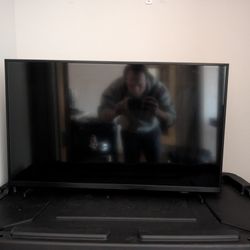 32" TV