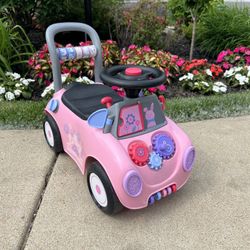Radio Flyer Creativity Car