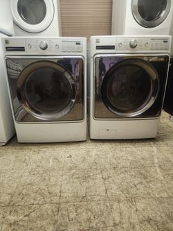 Kenmore washer and gas dryer set