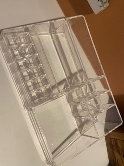 Makeup organizer