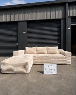Like New Condition Boneless Couch