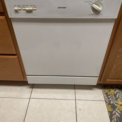 White Dishwasher