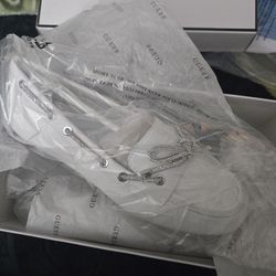 Flats
GUESS
Women's Lavonta Rhinestone Lace Tailored Boat Shoes