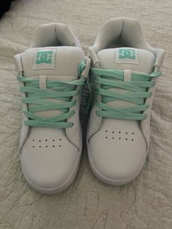 DC shoes