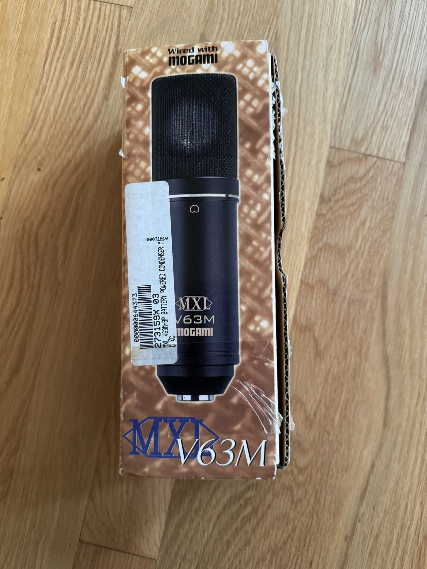 MXL V63M Condenser mic