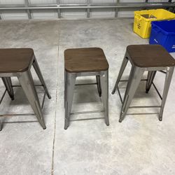 Beautiful decorative Stools Perfect For Your Home 