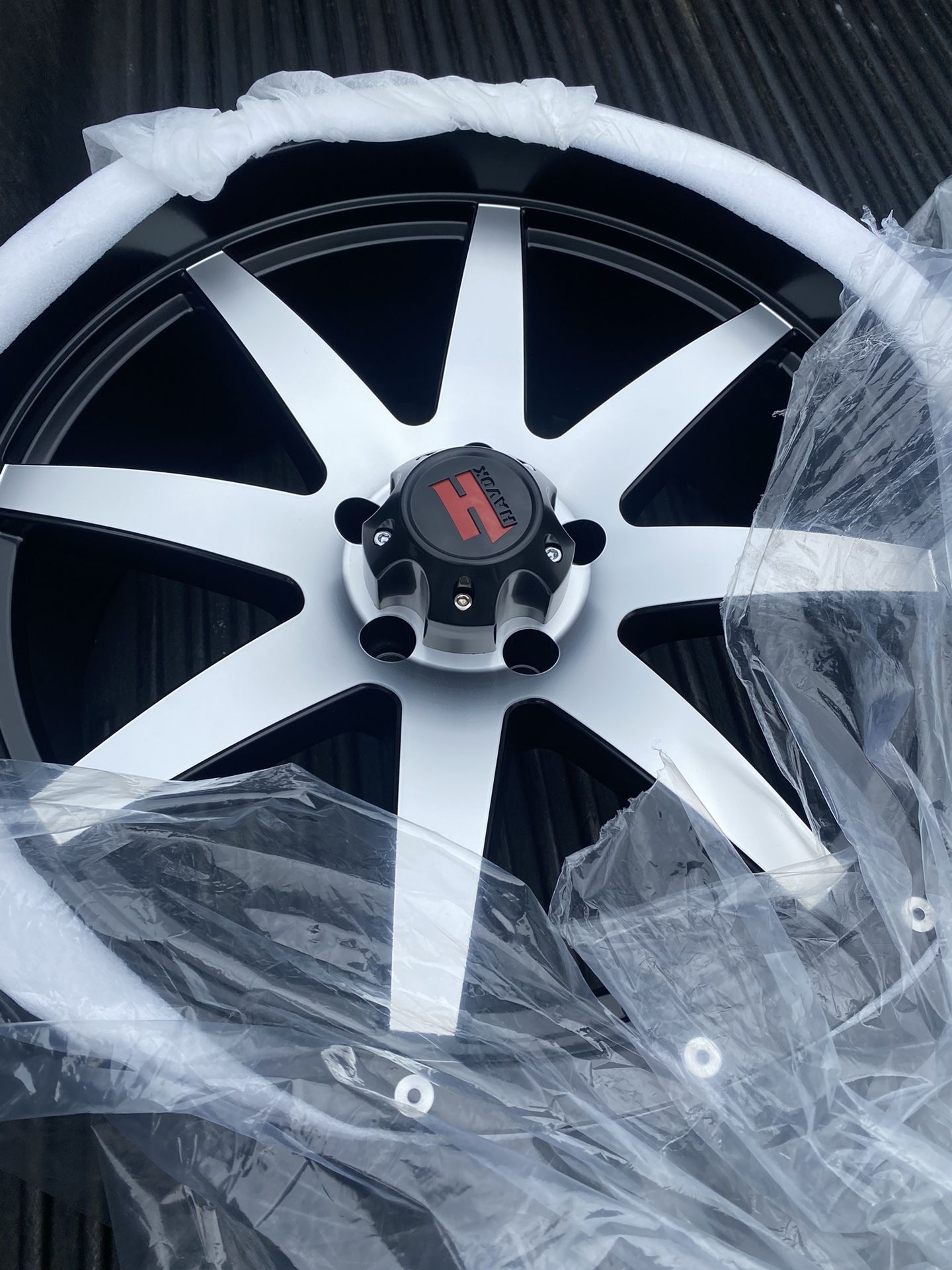 Brand New 20 Inch HAVOK Rims