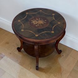 Stunning Vintage French Provincial Side Table