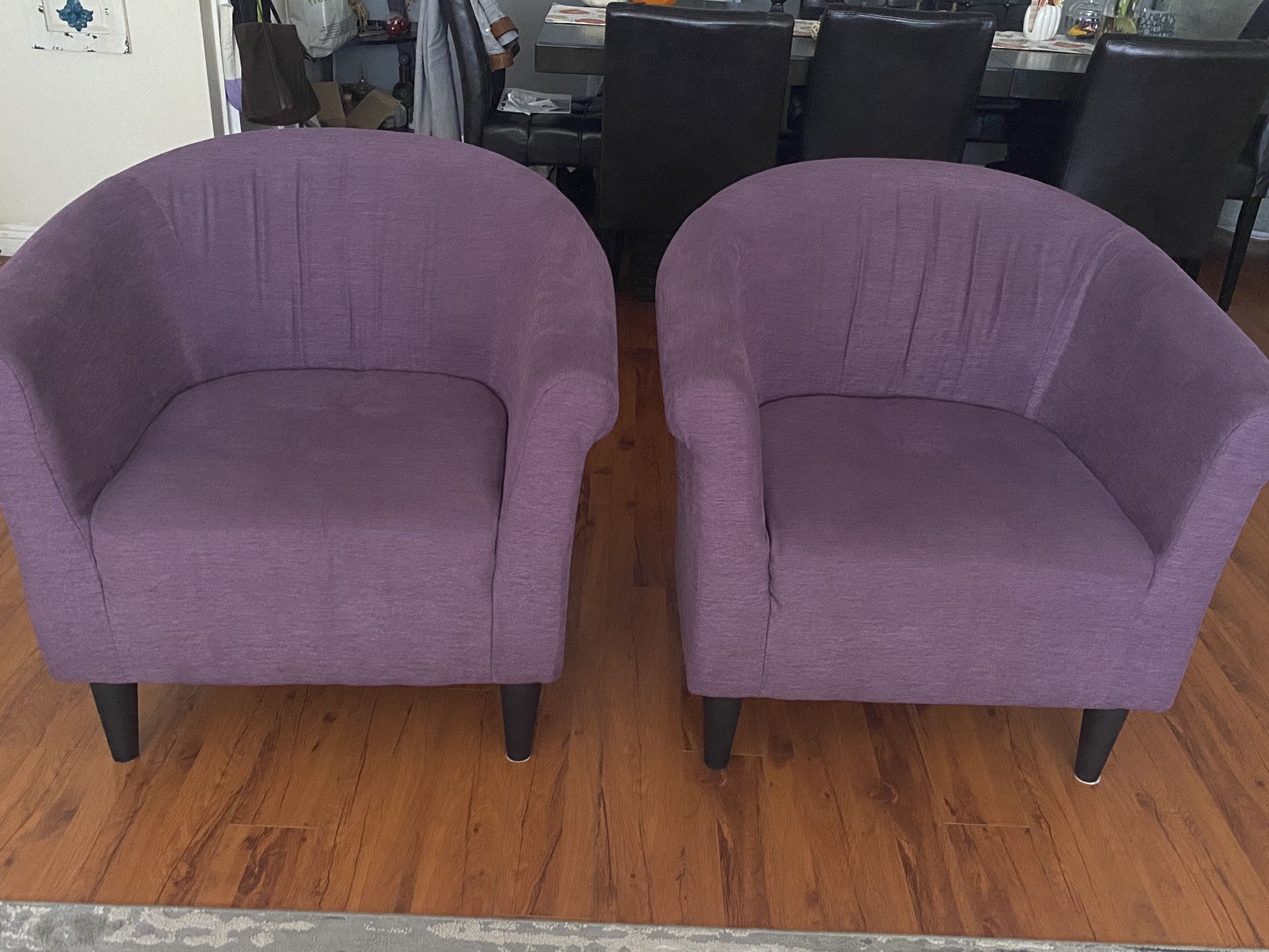 Two purple couches 