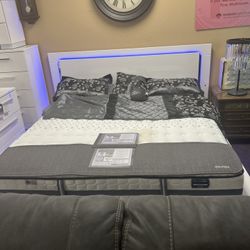Led White Bed Frame & Mattress 