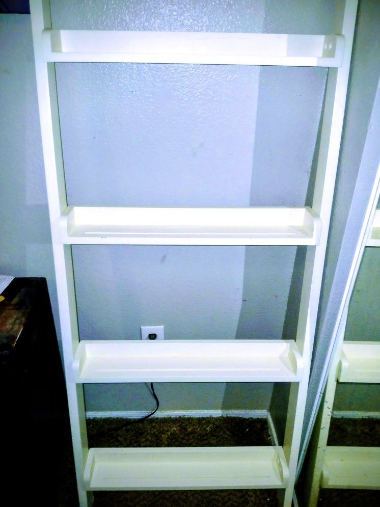 White 5 Rung Display Ladder Shelve