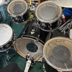 Donner 5 Piece Drum Set With Cymbals And Throne