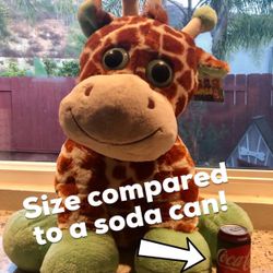 BRAND NEW 32” jumbo plush Giraffe stuffed animal toy huge cuddly with tag. PERFECT GIFT 🦒 Sits great on a bed or in a room.