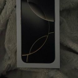 Apple Is Charging For A Real iPhone Charger At 50-75 Where I Have The Bloack AND IT FAST CHARGES Come Get It $40