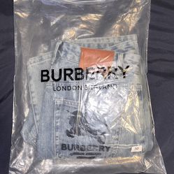 Burberry x  Supreme jeans 