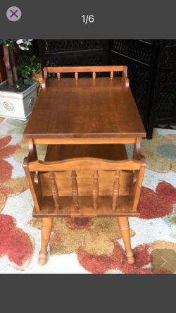 Colonial Vintage End Table, Maple solid wood - 24L x 25H x 15D 