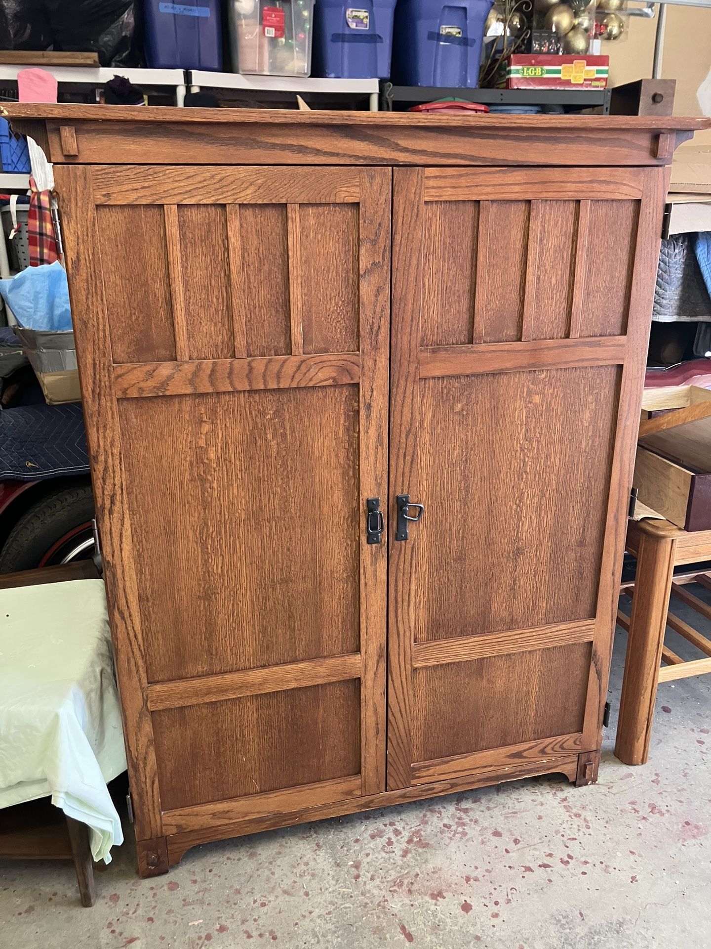 Armoire Mission Style