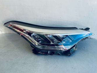 2020-2022 TOYOTA C-HR RIGHT PASSENGER SIDE HEADLIGHT FULL LED OEM ( JAPAN )