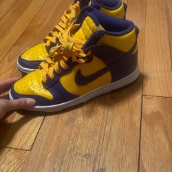 Laker Dunks 