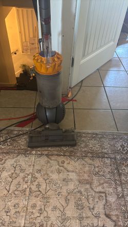 Dyson Vacume Also Have Ball