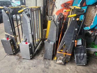 Braun Cenury and Millennium wheelchair lifts