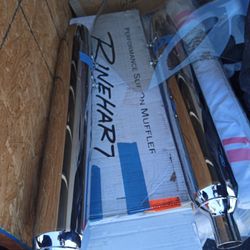 Harley-Davidson Pipes And Windshield