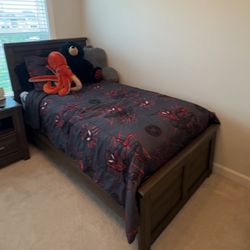 Twin bed Frame - MUST GO BY 6/12! 