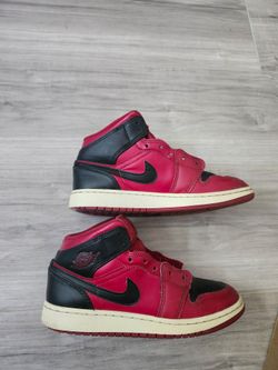 Air Jordan 1 size 4Y