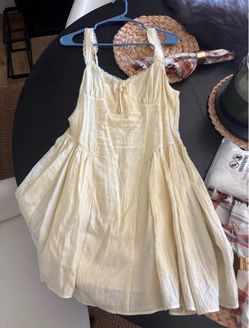 Yellow All In Favor lace dress M