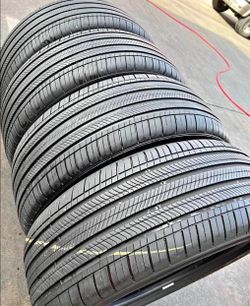 235 45 18 Michelin Tires Con 80% de Vida Las 4