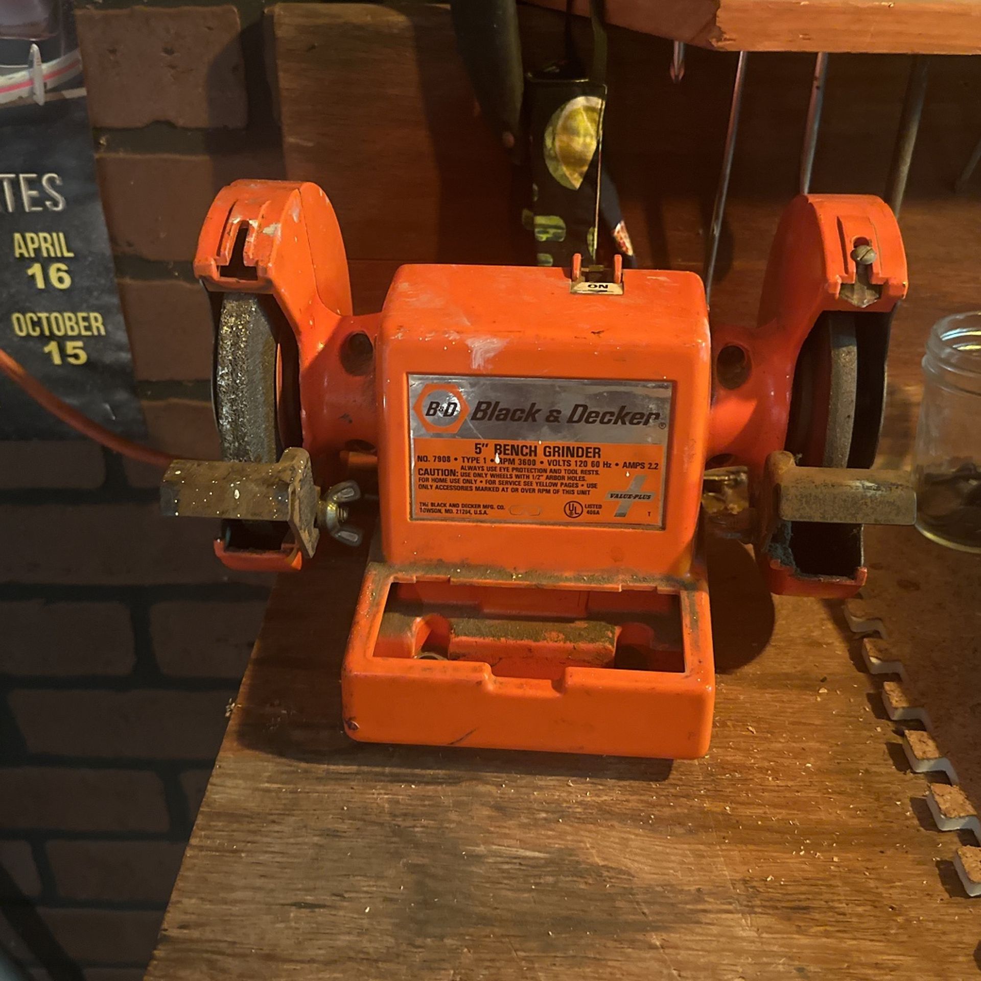 Vintage Black And Decker Bench Grinder 5” Works Great
