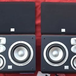 JBL L820 4-Way Speaker - 75 W RMS