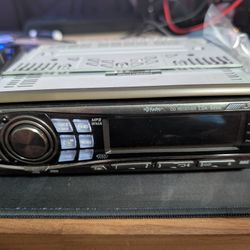 Alpine CDA-9856 Head unit 