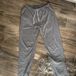 Vuori Men Joggers