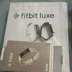 Fitbit Luxe Smartwatch