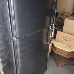 Kenmore Refrigerator 