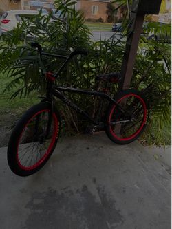 Throne goon 24 inch