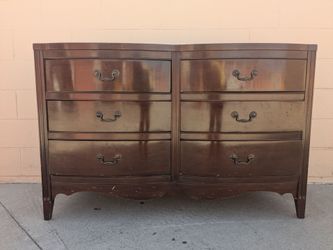 Vintage 6-Drawer Wood Dresser