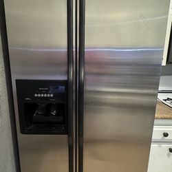 Kitchen aid fridge