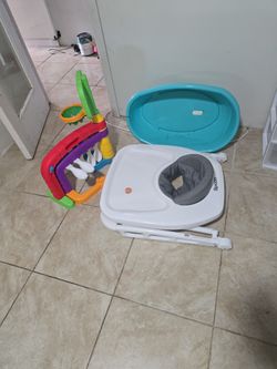 Bath Walker And Toy
