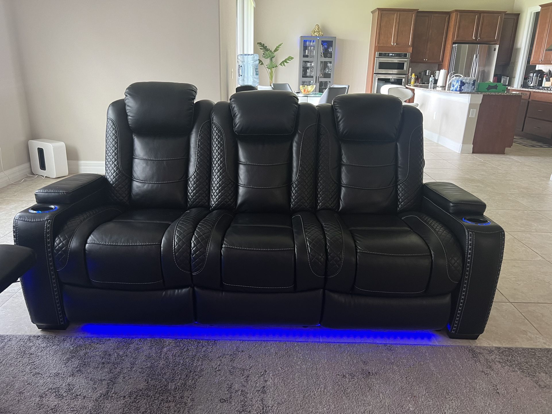 FOR SALE LIKE NEW 5 Seater Recliners for Sale in Orlando, FL OfferUp