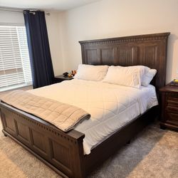 4 Piece Bed Set $800 OBO