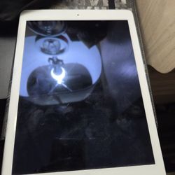 Ipad 5th GEN 13 INCH