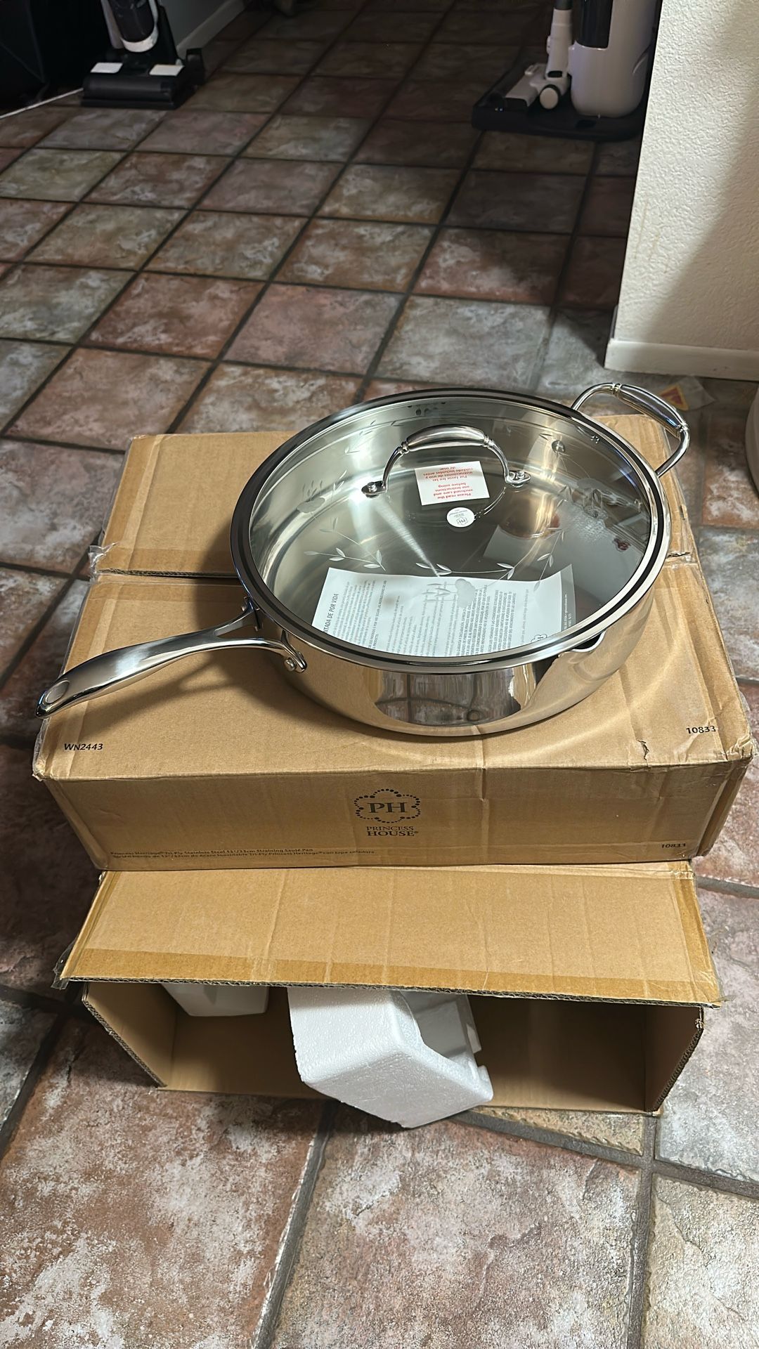 Sartén Hondo De 13” Tri-ply