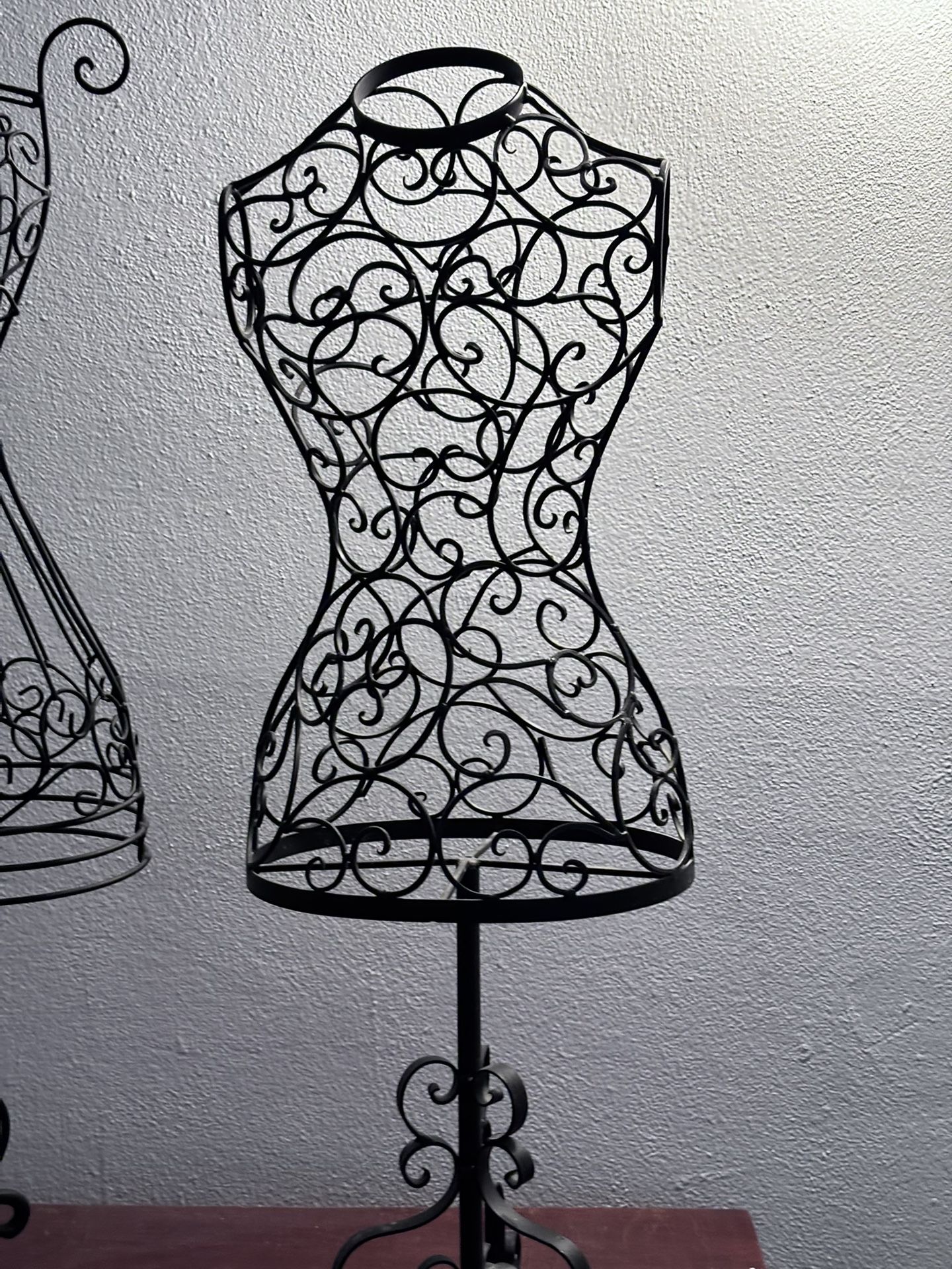 Metal Jewelry Mannequin Dress Shaped 28’’ Very Nice 