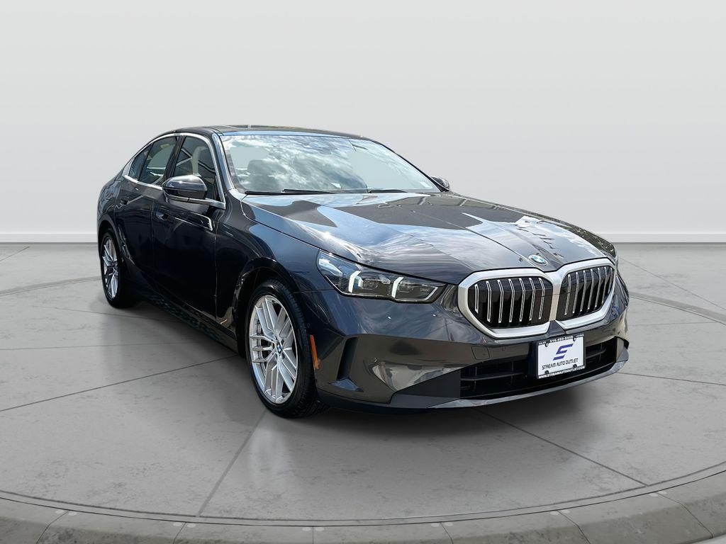 2024 BMW 530i