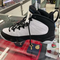 Jordan Retro 9