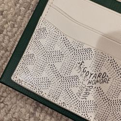 GOYARD REAL PATENT LEATHER WHITE CARDHOLDER 100% AUTHENTIC W RECEIPT 🧾 