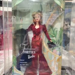 Barbie Fabulous 40s Doll 1999 Including Kerpsake Acrylic Box